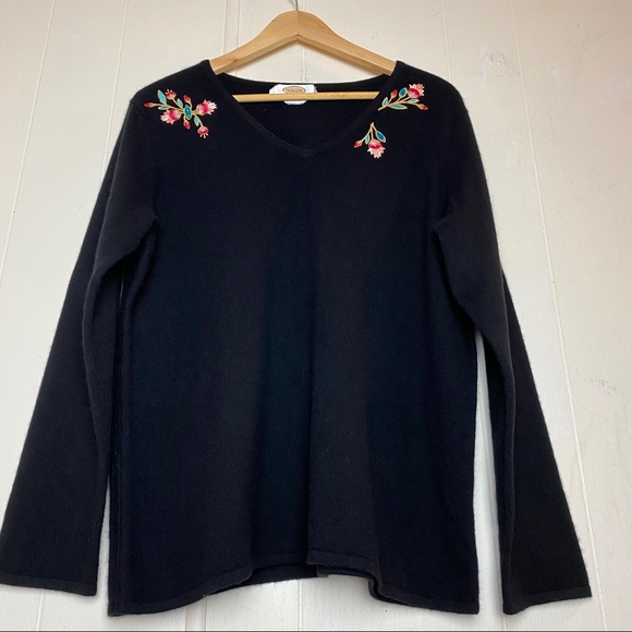 Talbots Black Cashmere Appliquéd V-neck Sweater Women’s Size Large - Picture 9 of 12